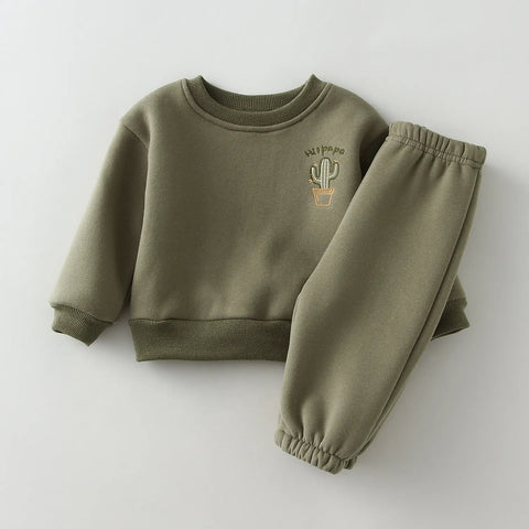 Embroidered Thicken Fleece Warm Sweatshirt and Pants Tracksuit